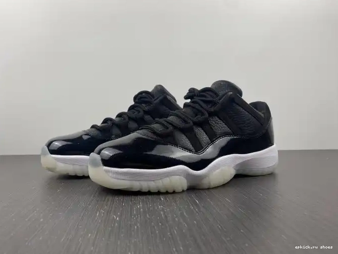 Low 11 Retro 72-10 AV2187-001 Jordan Air 0427